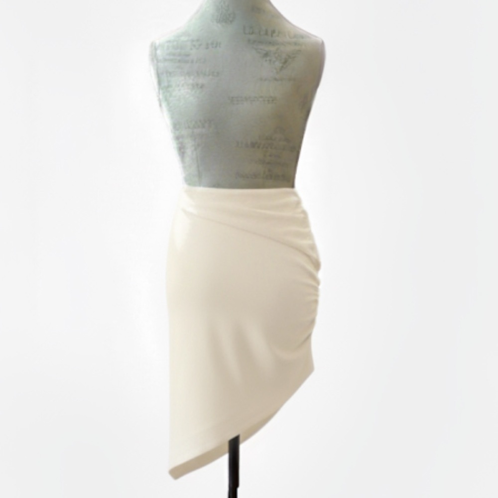 IRO Cream Asymmetrical Skirt With Side Ruching 36/ US Size 4 Excellent Condition